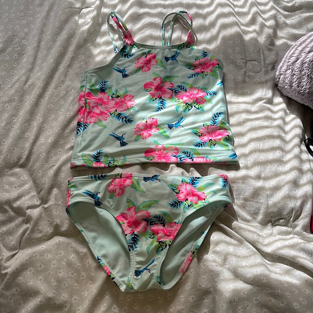 Bathing suit